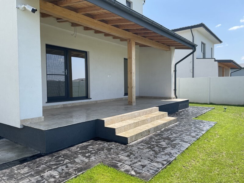 Vidra- Berceni / casa individuala la cheie, p+1, 4 cam, 140mp utili